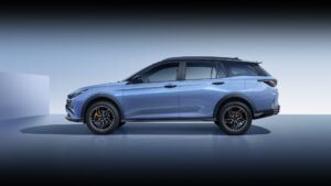 Dongfeng búra všetky mýty o drahých autách. Rodinné kombi SHINE GS s automatom a špičkovou výbavou stojí menej ako 20 000 eur