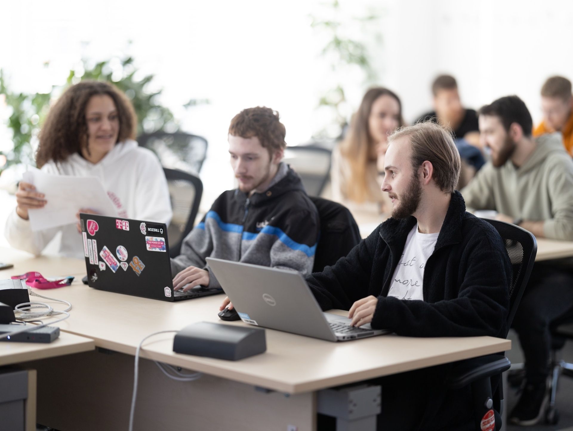 Naštartujte svoju IT kariéru už po maturite. Deutsche Telekom IT Solutions Slovakia otvára ďalší ročník duálneho vzdelávania