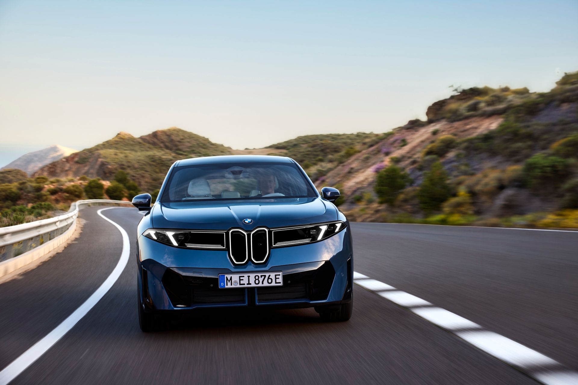 Nový základný model rozširuje ponuku BMW iX3