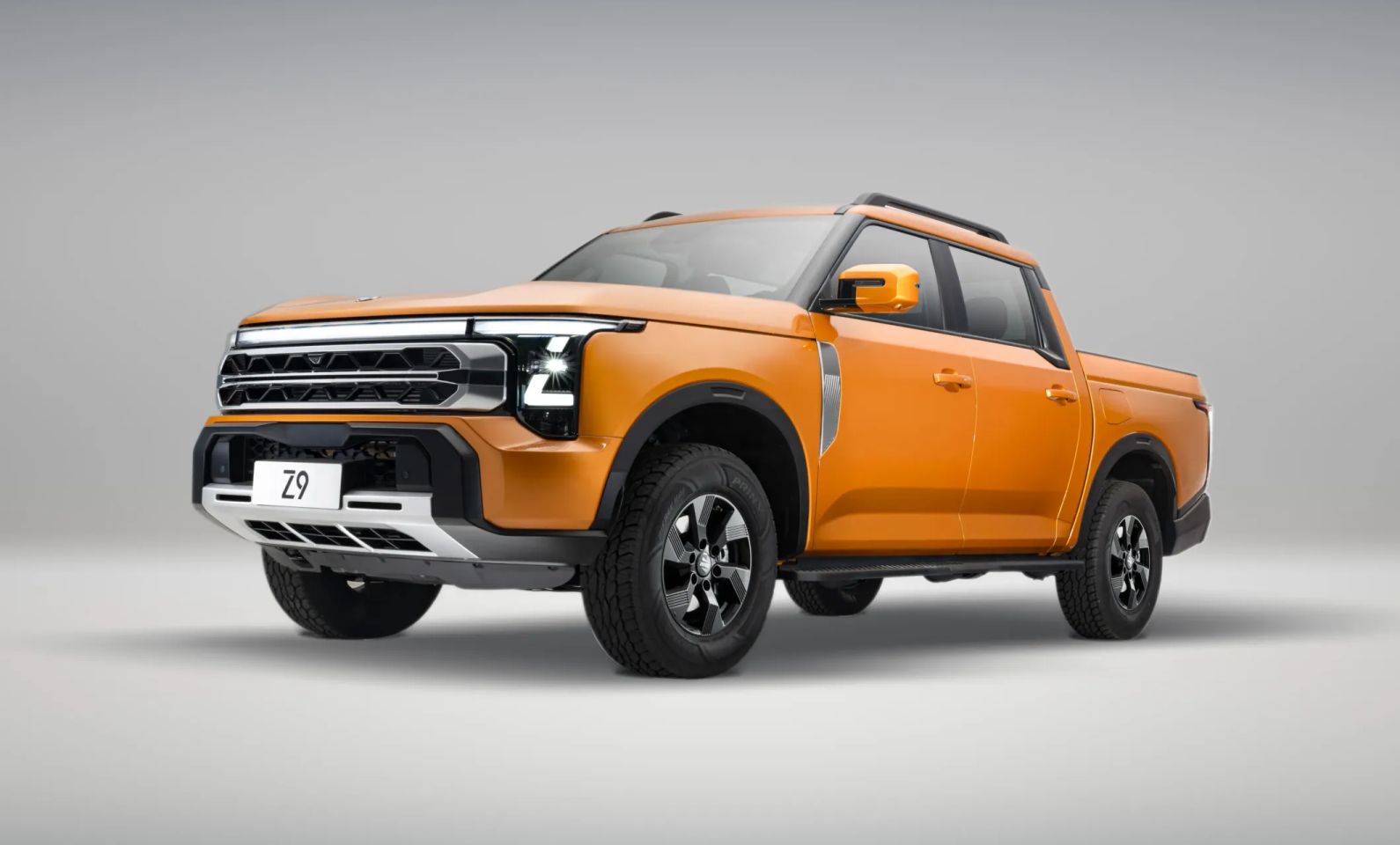 Do divadla aj extrémneho terénu. Dongfeng Z9 GT slovenským vodičom ukáže, že pick-upy neprávom prehliadajú