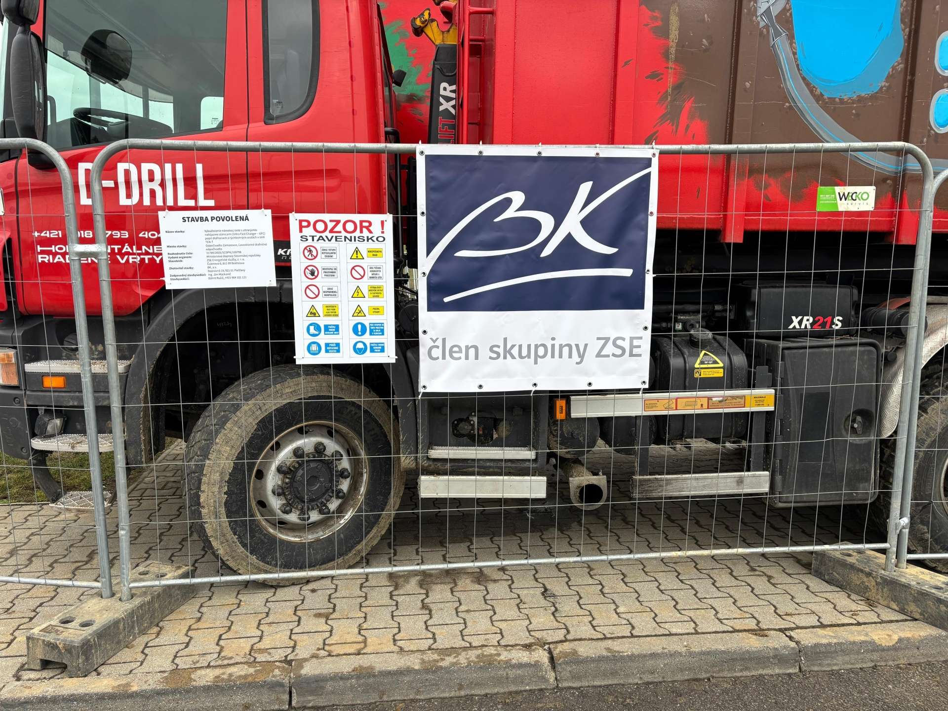 ZSE Drive začína s výstavbou diaľničných nabíjačiek. Severný koridor pokryje ďalšiu kľúčovú dopravnú tepnu Slovenska