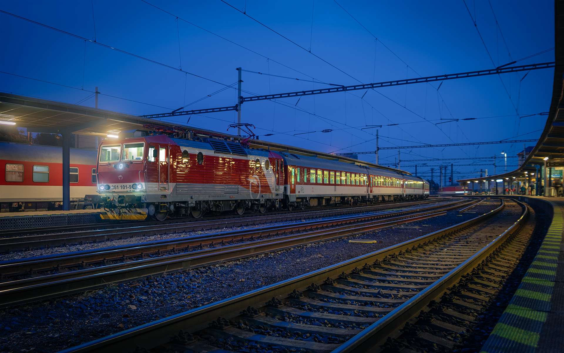 Víkendová zmena času ovplyvní tri nočné vlaky ZSSK