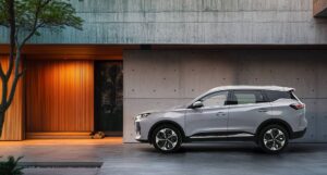Chery oficiálne vstupuje na slovenský trh. Prináša SUV s bohatou výbavou a hybridnými technológiami za dostupné ceny