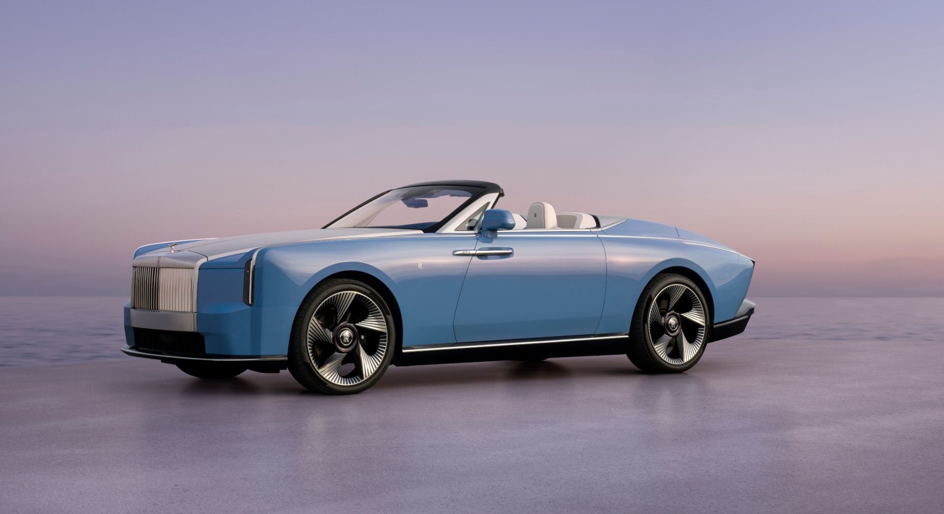 Rolls-Royce predstavuje Project Nightingale z radu Coachbuild Collection