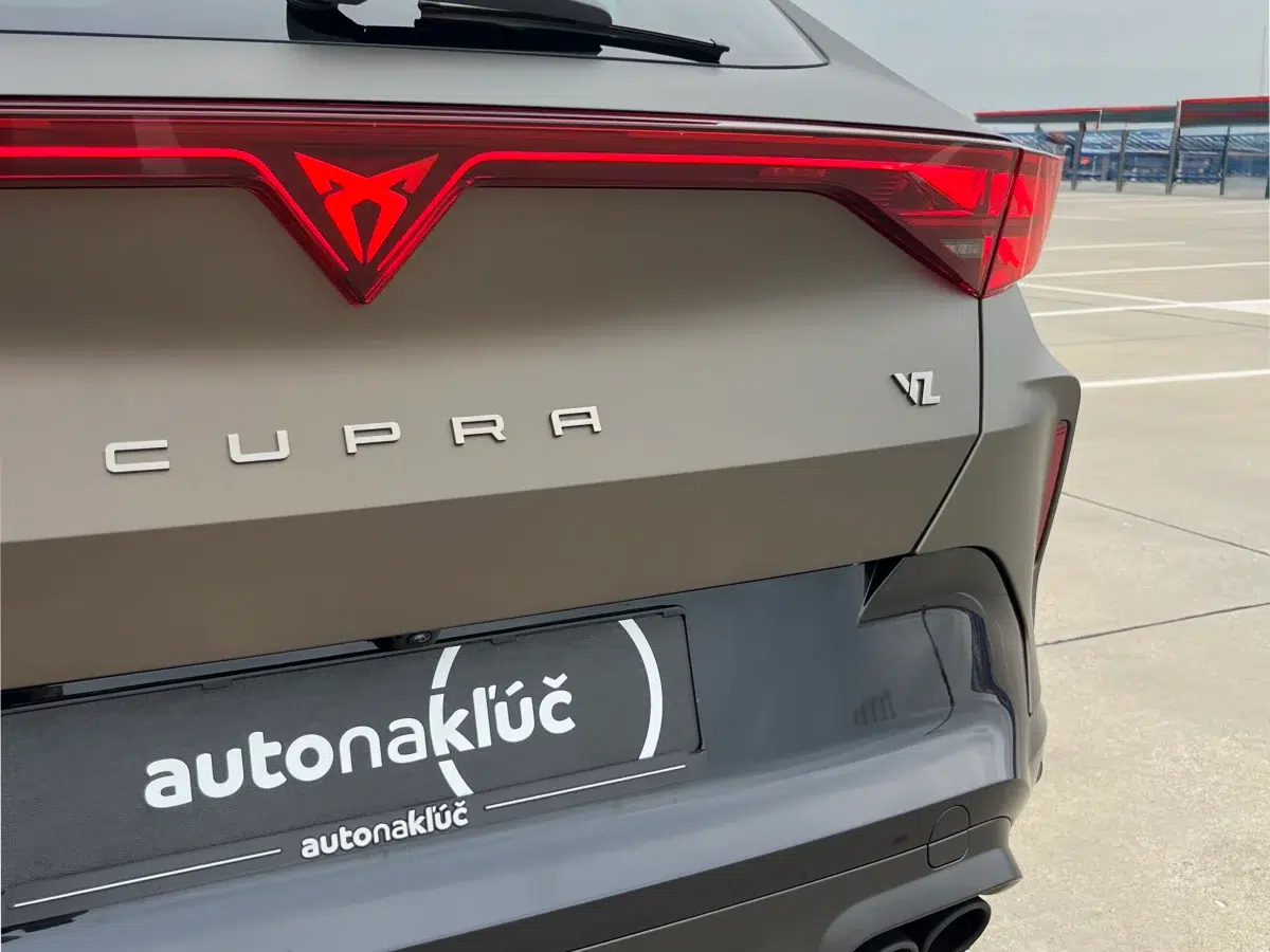 Trendy v dovoze áut: Elektrifikácia rastie, no diesel a benzín stále vedú