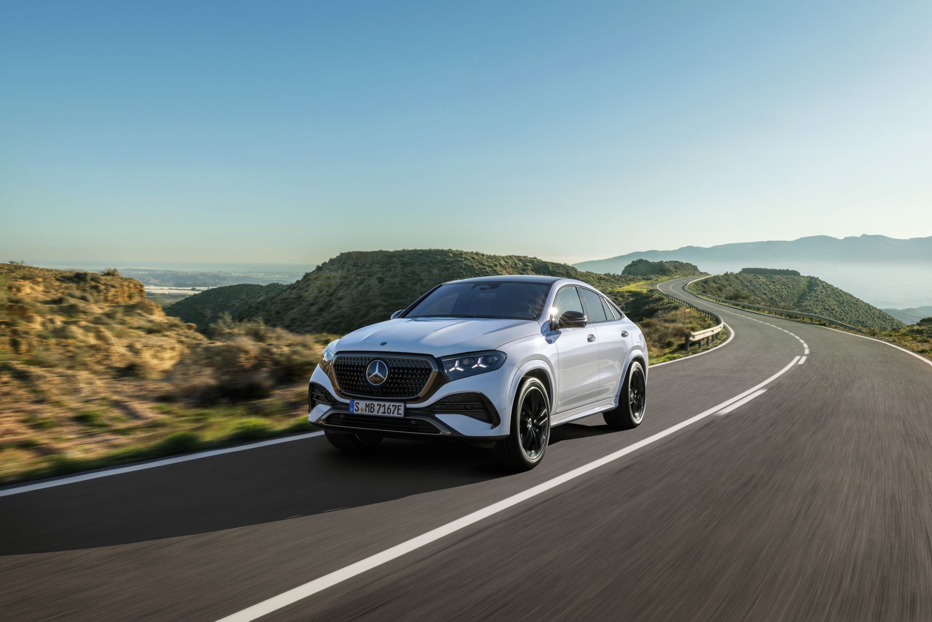 Nový Mercedes-Benz GLE kupé: výkonný, sebavedomý, intuitívny a expresívny