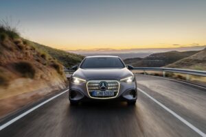 Nanovo definuje segment: Nový elektrický Mercedes-Benz Triedy C je možné objednať
