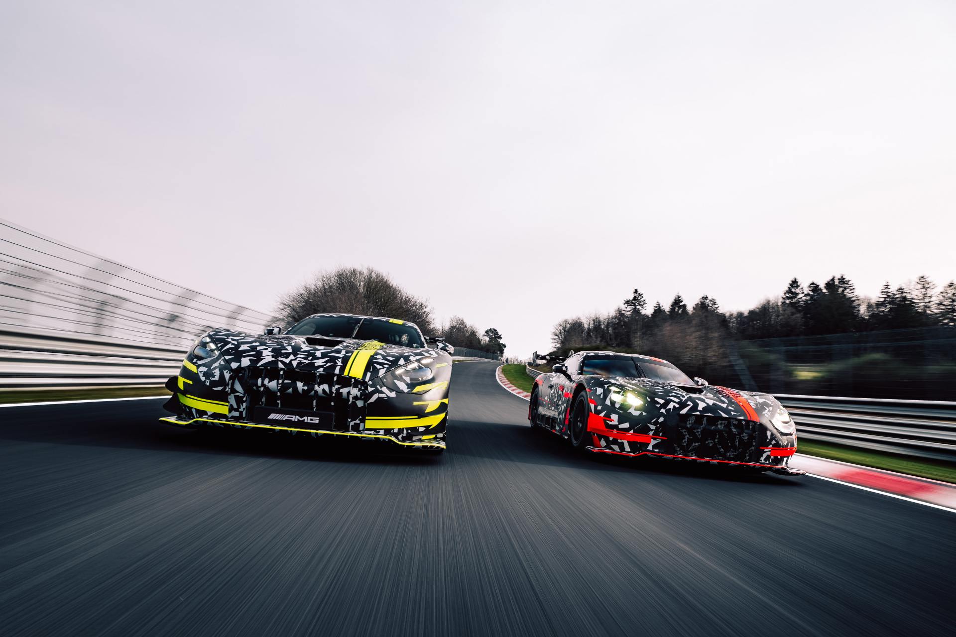 Dvaja extrémni športovci na jednom základe: Mercedes-AMG avizuje nové GT3 a Black Series