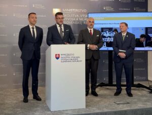 Digitálna koalícia a Georgia Tech prinášajú na Slovensko unikátny vzdelávací program pre rozvoj mladých talentov