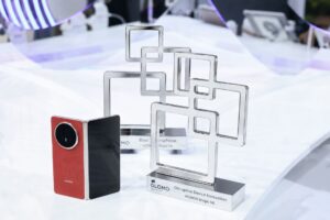 HONOR Magic V6 získal ocenenia Najlepší smartfón v Ázii a Prelomová inovácia zariadenia na MWC Šanghaj