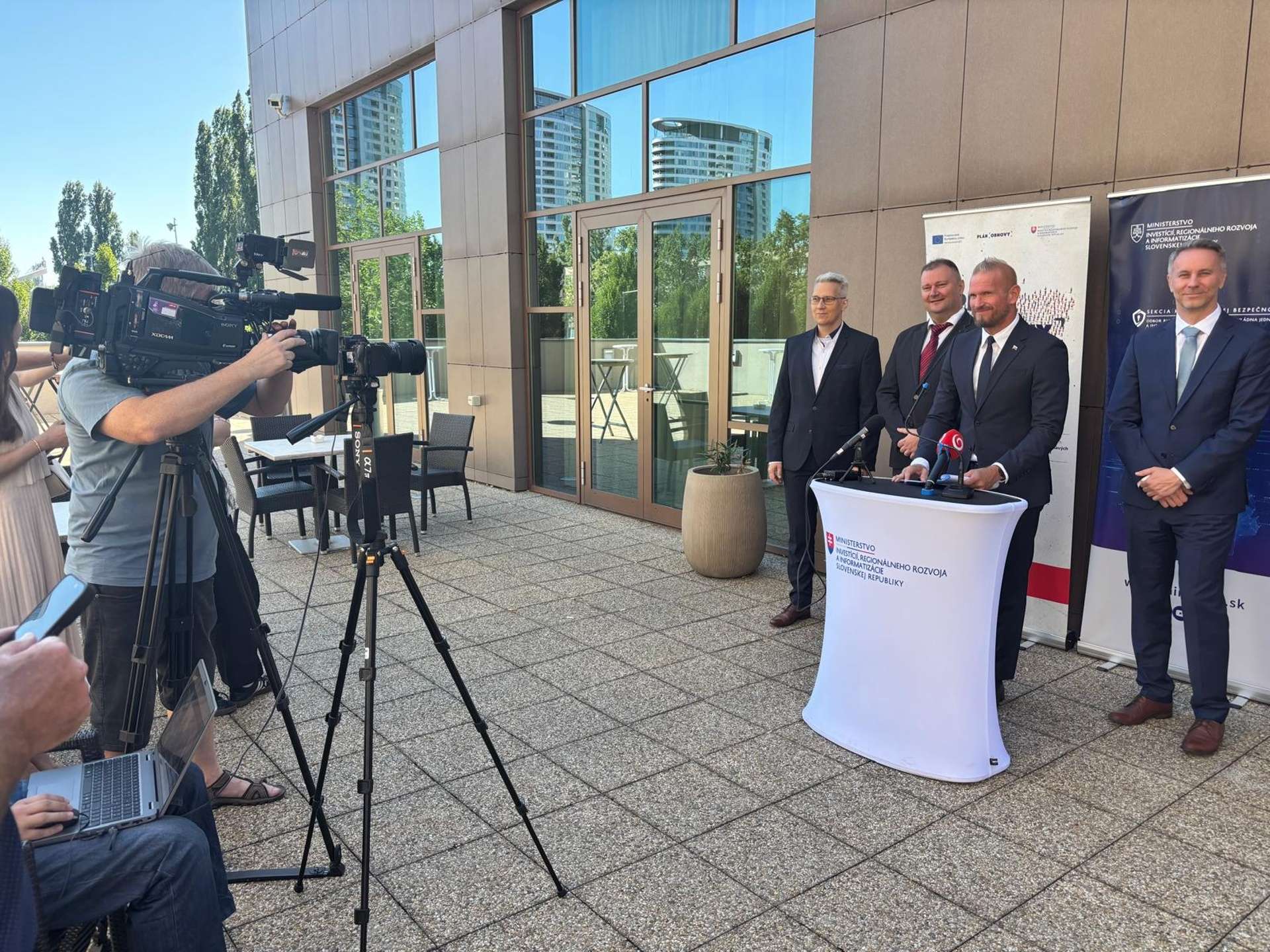 Obrovský záujem o školenia kybernetickej bezpečnosti: Bratislava sa zaplnila, pokračujeme v Žiline a Košiciach