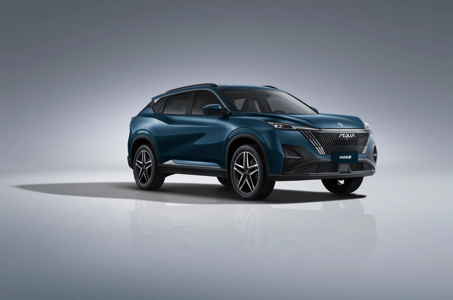 Obľúbený crossover Dongfeng MAGE na Slovensko prichádza vo vyššej výbave E3. Pridáva komfort aj bezpečnosť