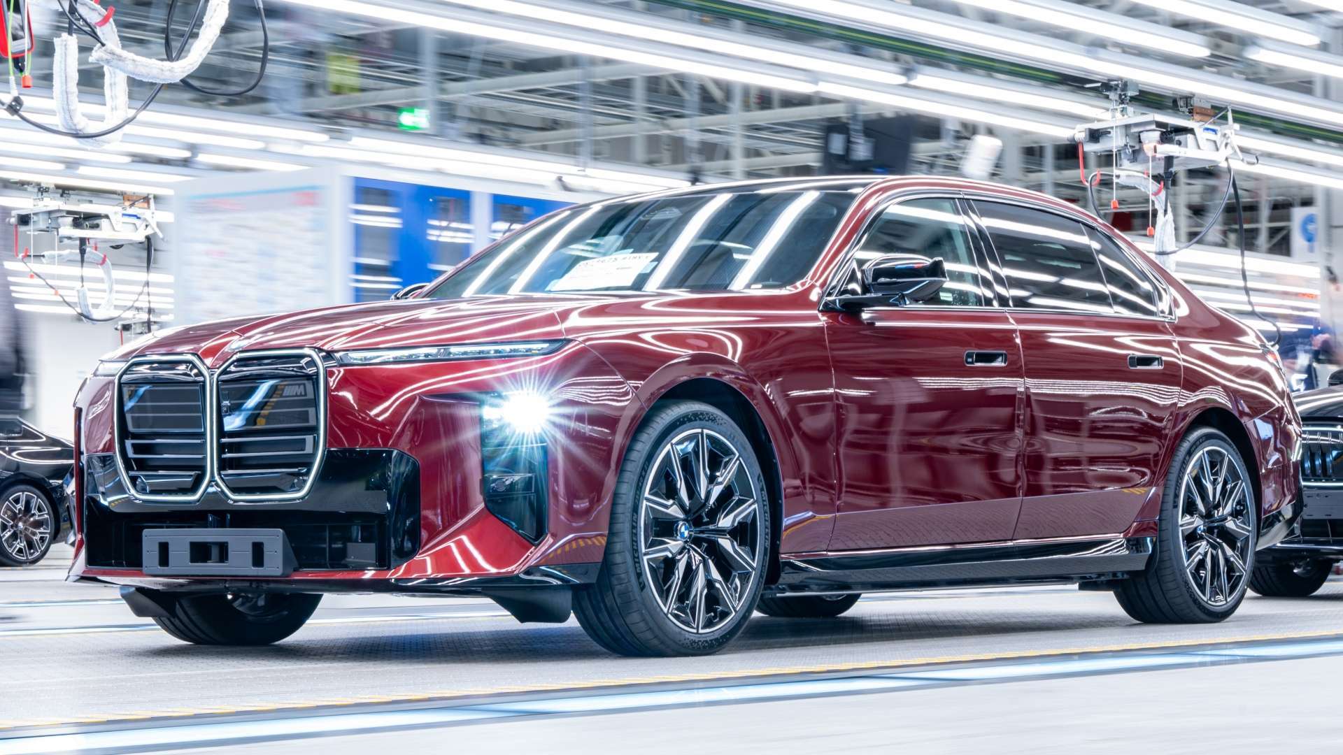 Začiatok výroby nového BMW radu 7 v Dingolfingu: Najkomplexnejšia modernizácia modelu v histórii