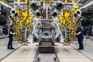 Nábeh výroby v rekordnom čase: Závod BMW Group Debrecín vyrobil 50 000. vozidlo BMW iX3