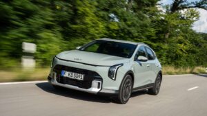 Nová Kia XCeed spája inteligentné technológie s každodennou praktickosťou vo forme pokrokového crossovera