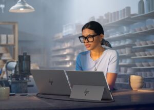 Druhá obrazovka, ktorá sa zmestí do batohu. Monitor HP 514pn na prácu odkiaľkoľvek