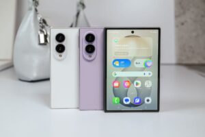 Séria Samsung Galaxy Z zbiera nadšené recenzie médií naprieč Európou