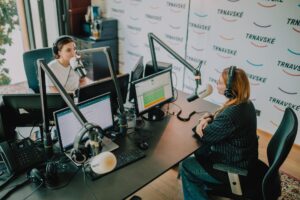 Rádio je dôveryhodným spoločníkom. Ľudia pri ňom oddychujú od obrazoviek