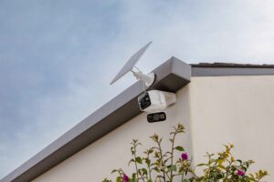 TP-Link Tapo C675D KIT: Solárne napájaná 4K kamera s dvoma objektívmi pre lepší prehľad o celom pozemku