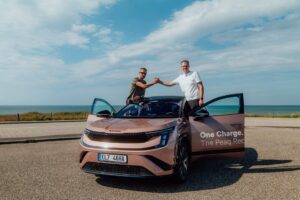 Rekordná jazda sedemmiestneho SUV do Holandska. Peaq bez nabíjania prešiel 936 kilometrov