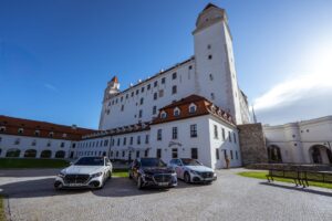 „140 YEARS. 140 PLACES“: Globálna cesta novej Triedy S navštívila Slovensko