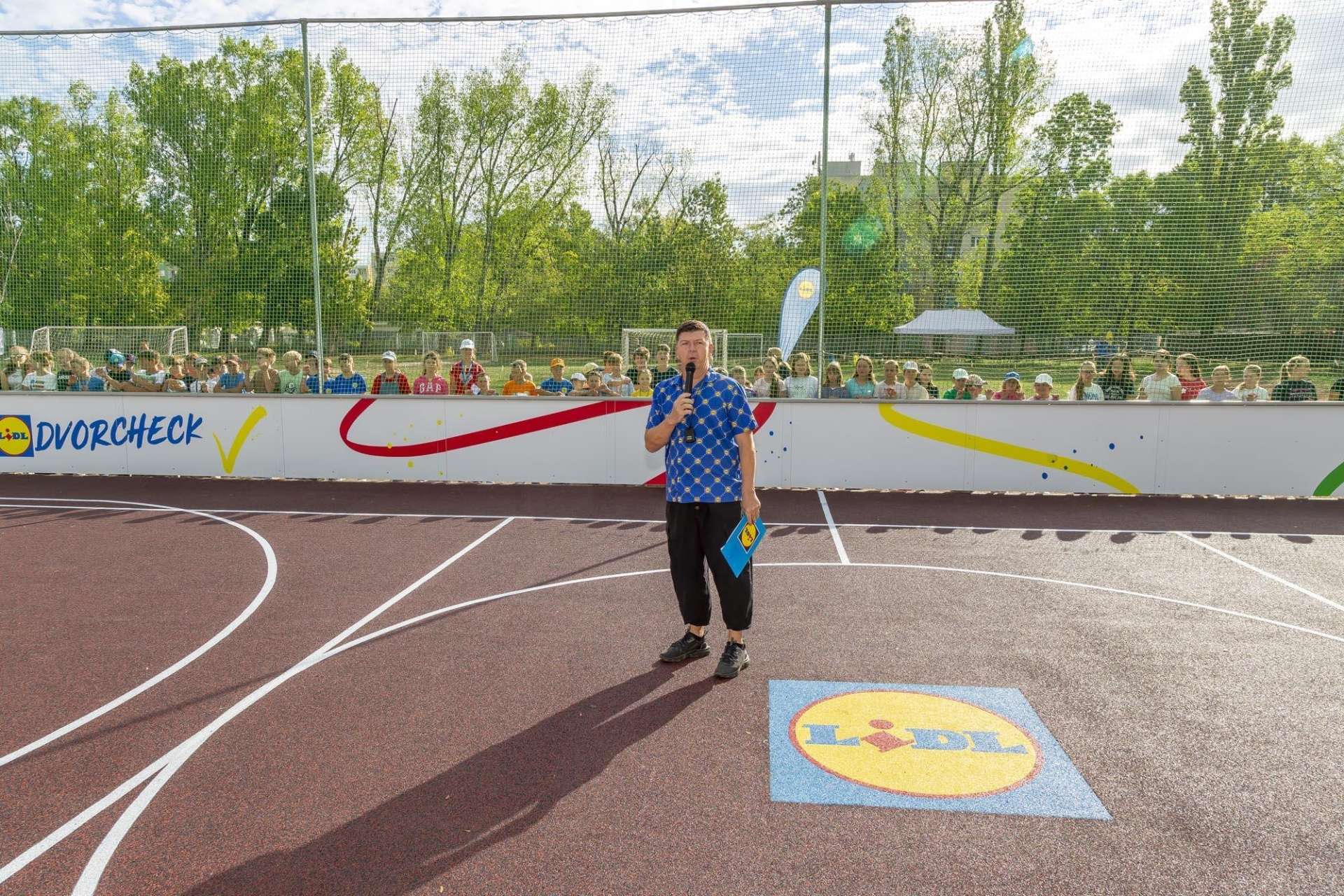 Lidl otvára ďalšie z desiatich multifunkčných ihrísk pre školy