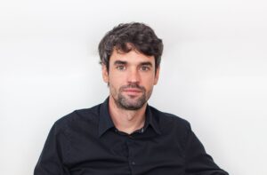 Týždne práce sa zmenili na sekundy. Slovenská technológia pomáha hľadať podozrivých po celom svete