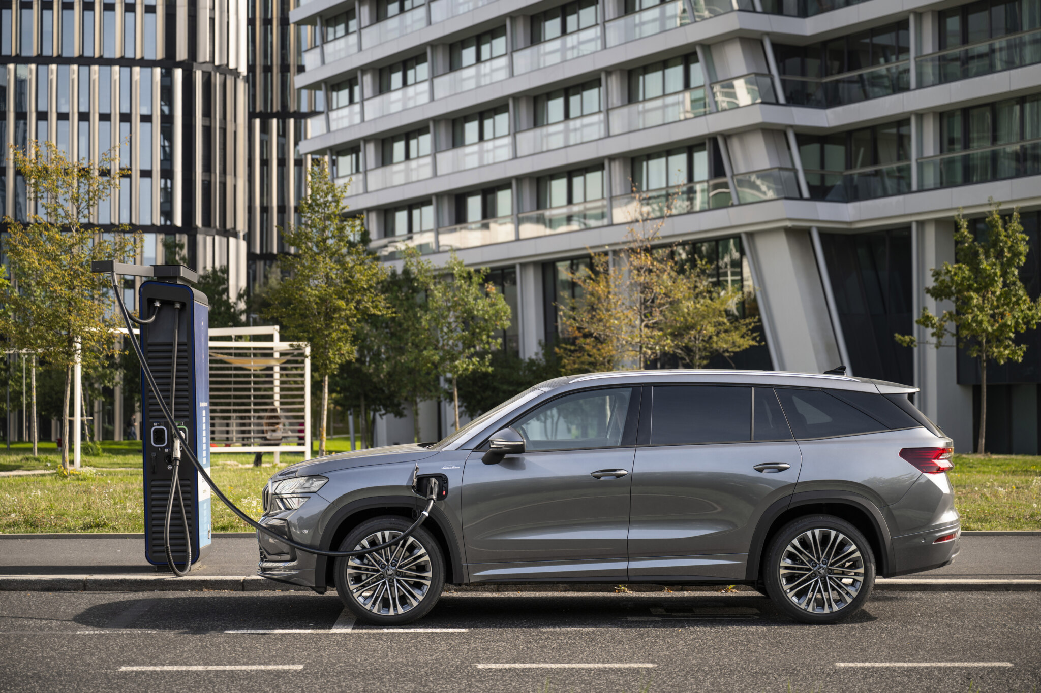 Ponuku modelu Škoda Kodiaq rozširuje nová výbavová verzia Laurin & Klement a plug-in hybridný pohon s výkonom 200 kW