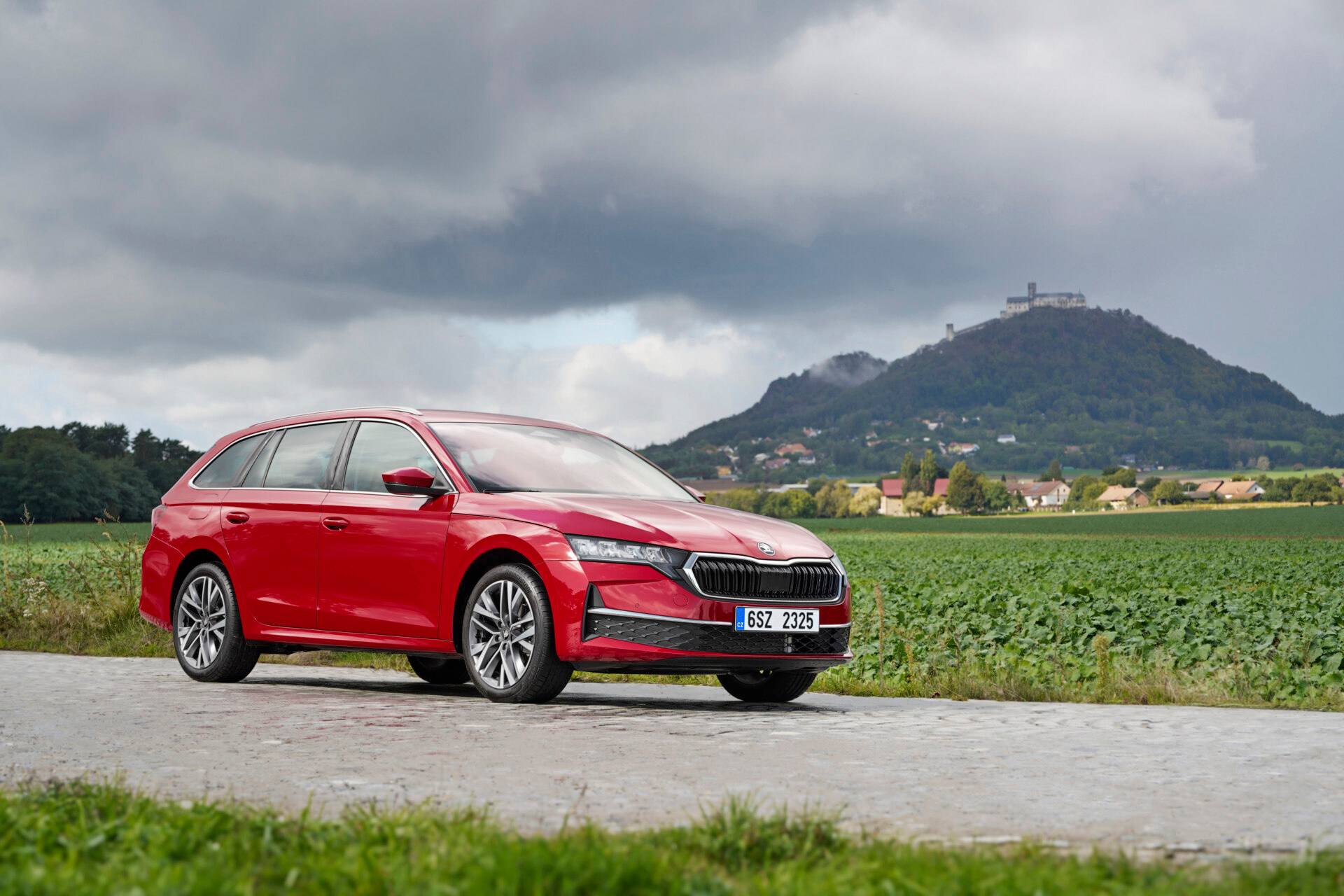 Škoda Octavia je prvým modelom značky s plne hybridným pohonom
